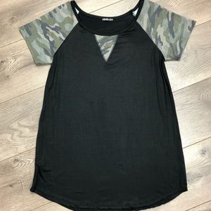 Black/ Camo Top